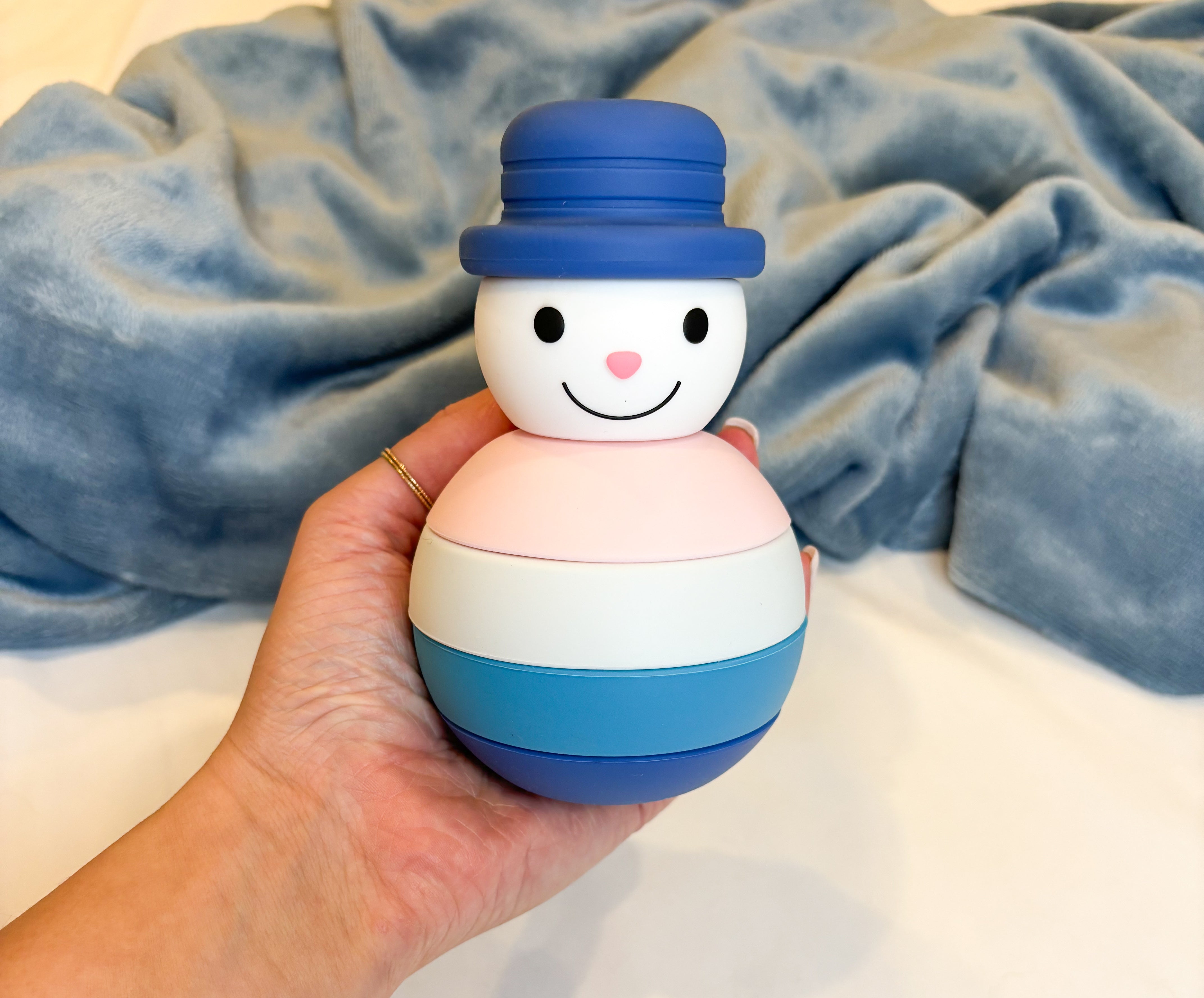 SNOWMEN - SILICONE STACKING TOY